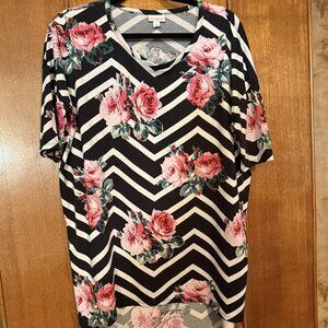 LuLaRoe Irma, Size Large, Black & White Zigzag background with Pink Roses